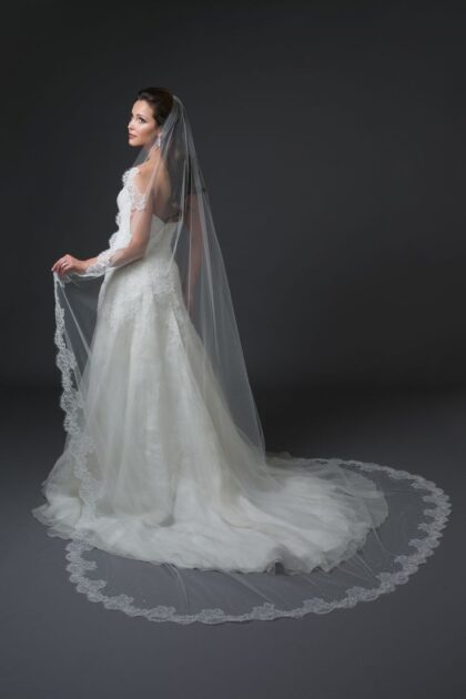 Свадебная фата Nora 1 Свадебные фаты 