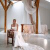Иксия 7 Сониа Солей <p style="text-align: justify;">Свадебное платье облегающего силуэта с драпировкой на талии — идеальный вариант для невесты, желающей подчеркнуть свою фигуру. Изготовлено из роскошного атласа, это платье выглядит элегантно и стильно. Особой изюминкой является возможность дополнить образ съемной юбкой (продаётся отдельно), что позволит вам легко менять ваш образ в течение дня.</p>
<iframe src="https://www.youtube.com/embed/r89lKt3kwBI" width="auto" height="600" frameborder="0" allowfullscreen="allowfullscreen"><span data-mce-type="bookmark" style="display: inline-block; width: 0px; overflow: hidden; line-height: 0;" class="mce_SELRES_start">﻿</span></iframe>